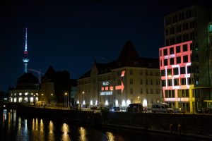 Licht-Aktion zum Mindestlohn, Arbeitgeberzentrale Berlin